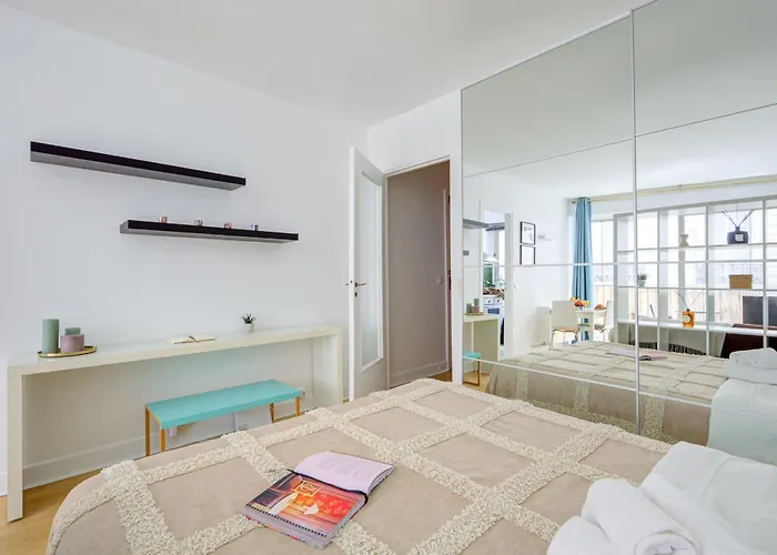 St Germain & Le Bon Marche With Balcony - Cityapartmentstay Διαμέρισμα