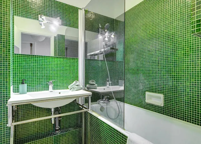 Διαμέρισμα St Germain & Le Bon Marche With Balcony - Cityapartmentstay Παρίσι
