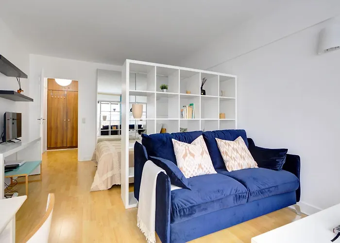 St Germain & Le Bon Marche With Balcony - Cityapartmentstay Διαμέρισμα