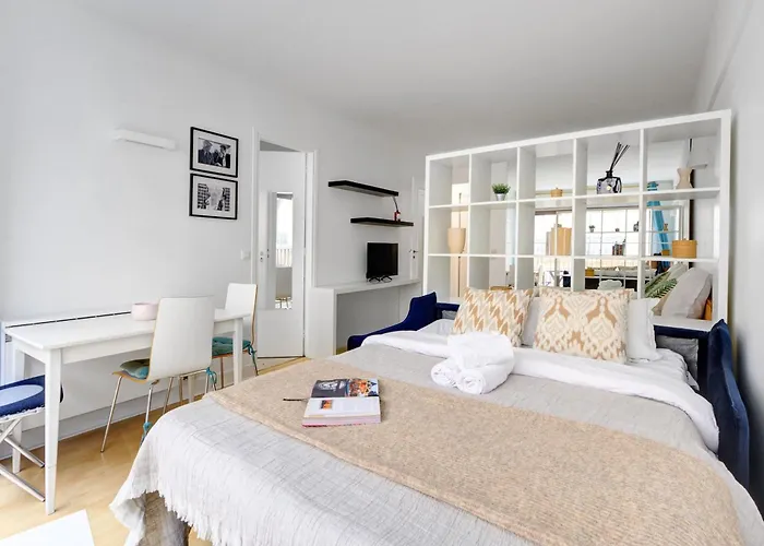 St Germain & Le Bon Marche With Balcony - Cityapartmentstay Διαμέρισμα *