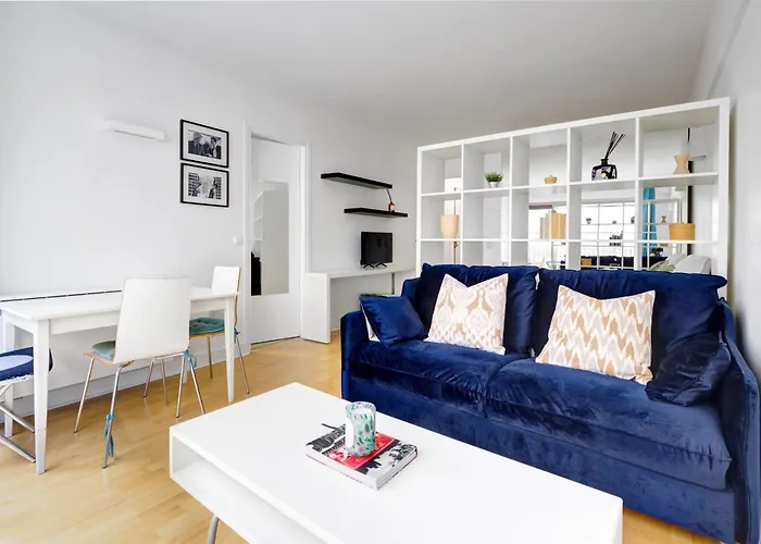 Διαμέρισμα St Germain & Le Bon Marche With Balcony - Cityapartmentstay Παρίσι